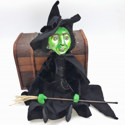 WitchOz doll ( 12 inches )