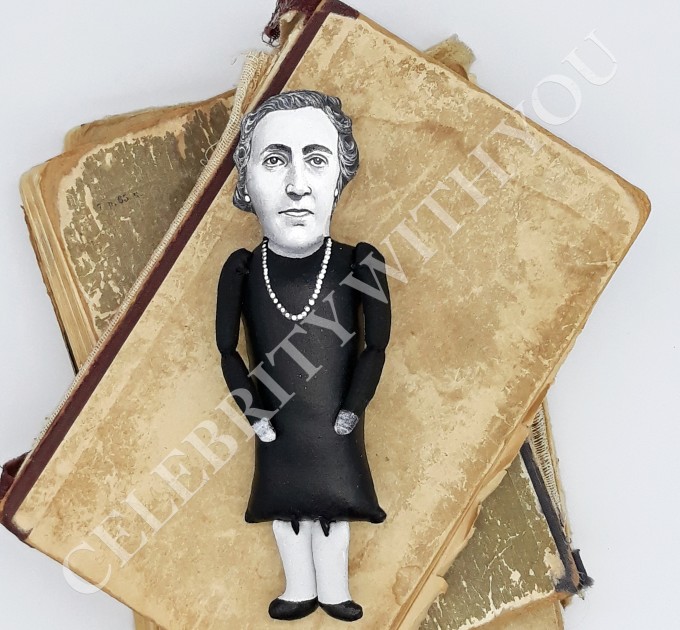 Famous women  writer, author detectives - Gifts for Readers & Writers - Collectible miniature doll hand painted