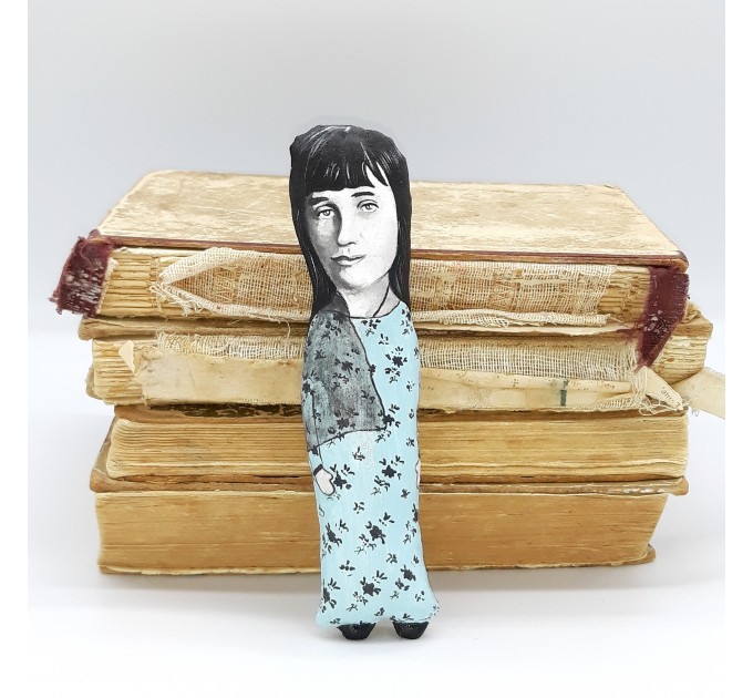 Anna Akhmatova literary action figure 1:12, Russian poet, Soviet literature - Gift for reader - book shelf decoration - Collectible doll hand painted + Miniature Book