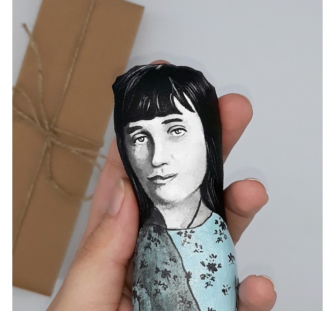 Anna Akhmatova literary action figure 1:12, Russian poet, Soviet literature - Gift for reader - book shelf decoration - Collectible doll hand painted + Miniature Book