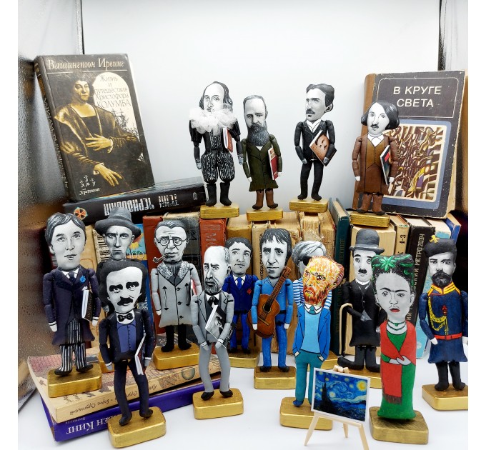 Antonio Gramsci political action figure 1:12, Italian Marxist philosopher, journalist, linguist, writer, communist - Philosophy gift, library artwork - Collectible little thinker doll + miniature book