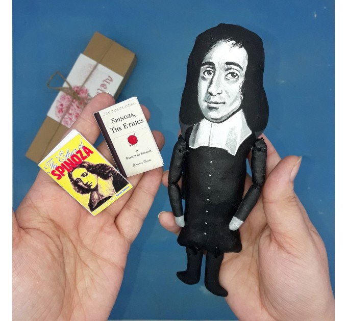 Baruch Spinoza Dutch philosopher action figure 1:12, 17th-century Enlightenment - realist - literature gift, a unique collection for smart people - Collectible philosopher doll hand painted + miniature books