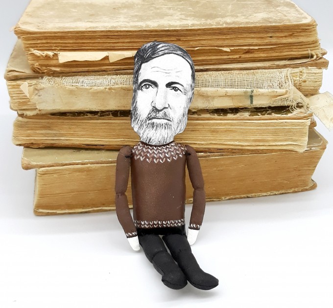 famous American journalist, novelist - Literary Gift - Collectible doll + Miniature Books