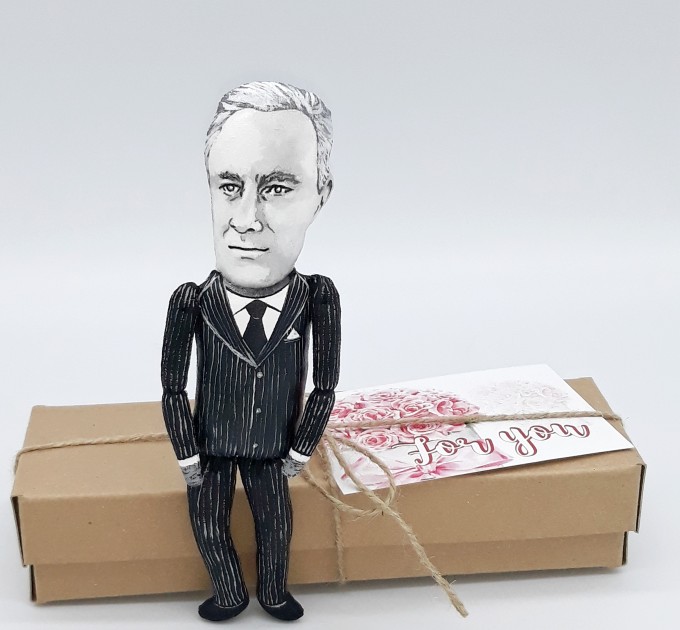 Franklin Delano Roosevelt 32nd President of the United States - US History - Historical doll, Collectible Figure, cloth doll hand painted