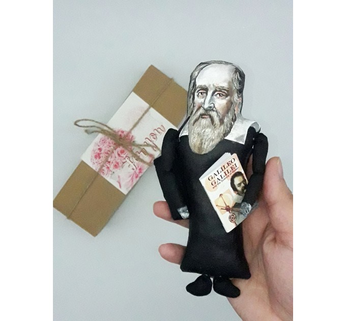 Galileo Galilei scientist finger puppet Italian astronomer, physicist, engineer - a unique collection for smart people - Gift for philosopher, deck accessories for office - Collectible philosopher action figure 1:12 hand painted + Miniature Book