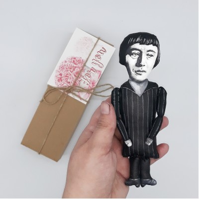 Hannah Höch figurine