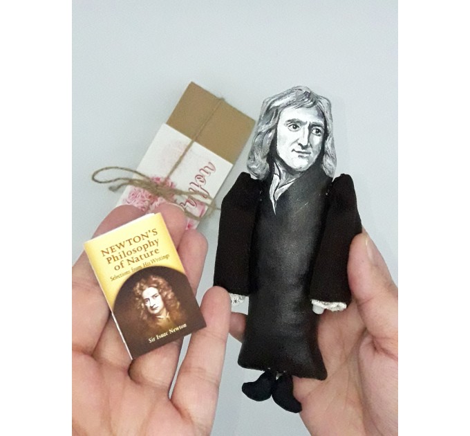 Isaac Newton scientist action figure 1:12 - a unique collection for smart people, Science teacher gift - Collectible scientist doll hand painted + Miniature Book