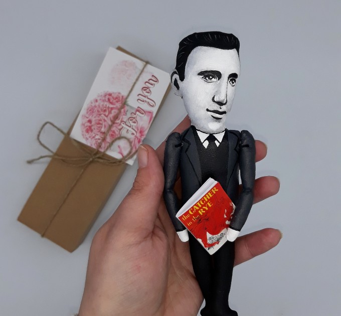 JD SALINGER writer doll, author The catcher in the rye - Reader gifts Bookworm - book shelf decoration - Miniature cloth doll, hand painted