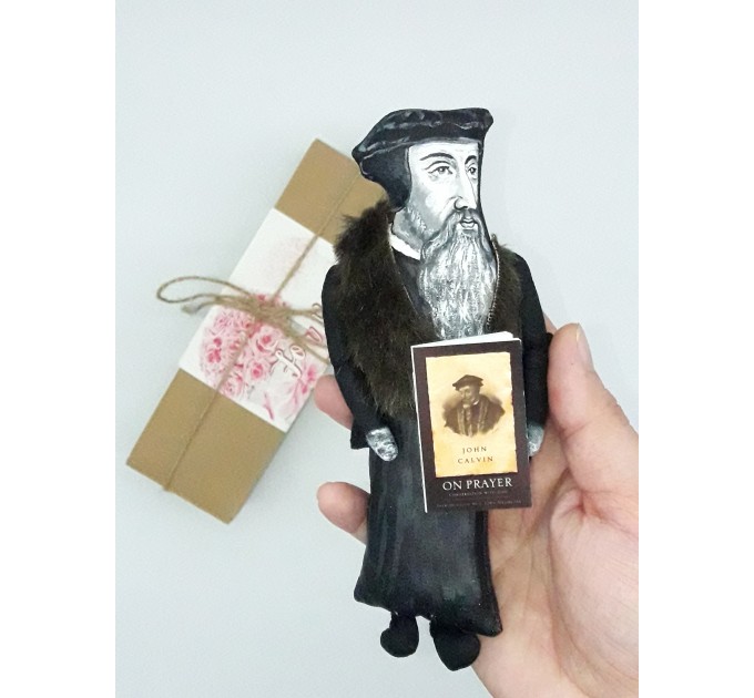 John Calvin christian figurine 1:12 - French theologian, pastor, reformer Protestant Reformation - Calvinism - a unique collection for smart people - Collectible doll hand painted + Miniature Book