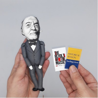 José Ortega y Gasset figurine