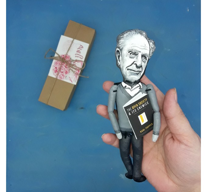 Karl Popper philosopher finger puppet 1:12, academic, social commentator - a unique collection for smart people, philosopher gift - Collectible philosopher action figure hand painted + miniature book