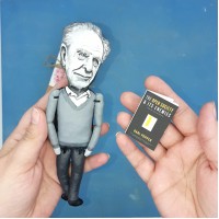 Karl Popper figurine