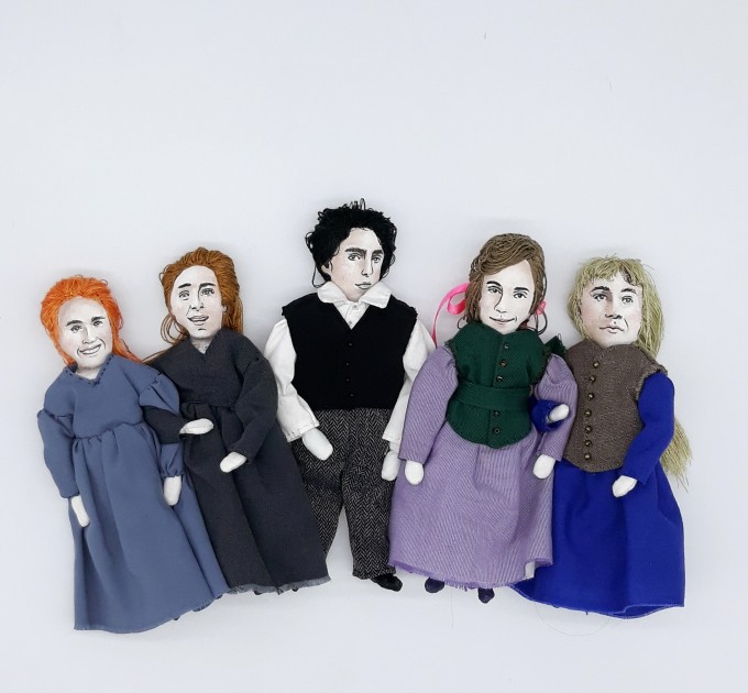 Set of 5 collectible miniature wire dolls hand painted