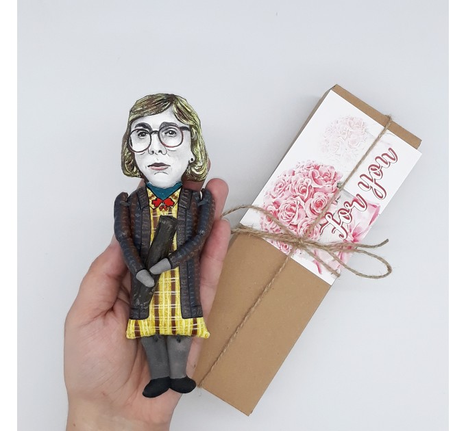 Log Lady collectible figure