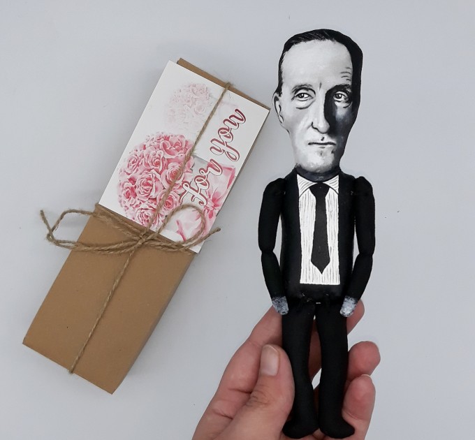 Marcel Duchamp artist, painter, sculptor, chess player, writer - Rrose Selavy - Cubism -  - Collectible handmade finger puppet hand painted