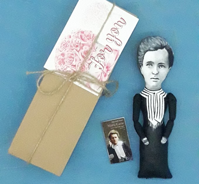 MARIE CURIE women scientist action figure 1:12, physicist and chemist, Nobel Prize, feminist icon, inspirational Women in Science - a unique collection for smart people, Science teacher gift - Collectible scientist finger puppet hand painted