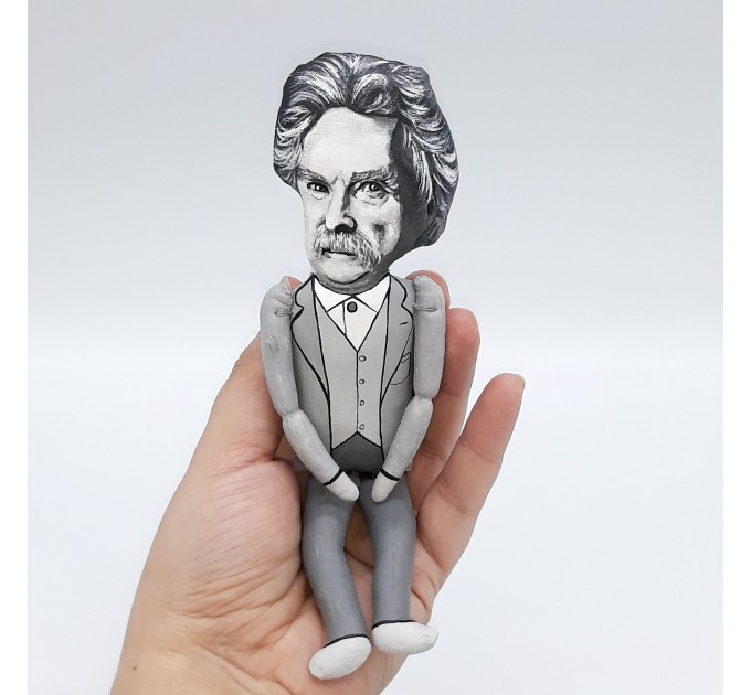 Mark Twain figurine, famous writer doll - Gift for Book Lover - book shelf decoration - Miniature cloth doll hand painted