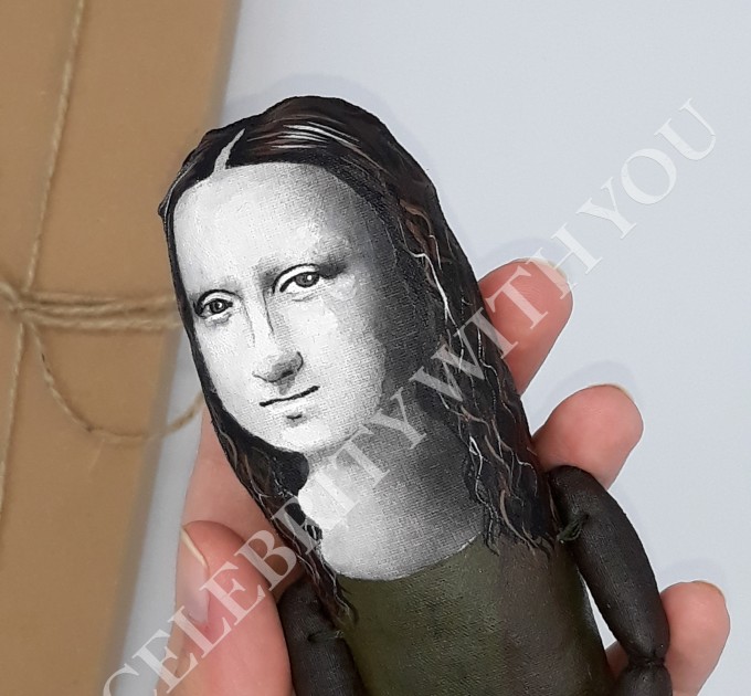 Mona Lisa La Gioconda Leonardo da Vinci - Art teacher birthday, Gift for painter, gift for decorator - Collectible Figure hand painted