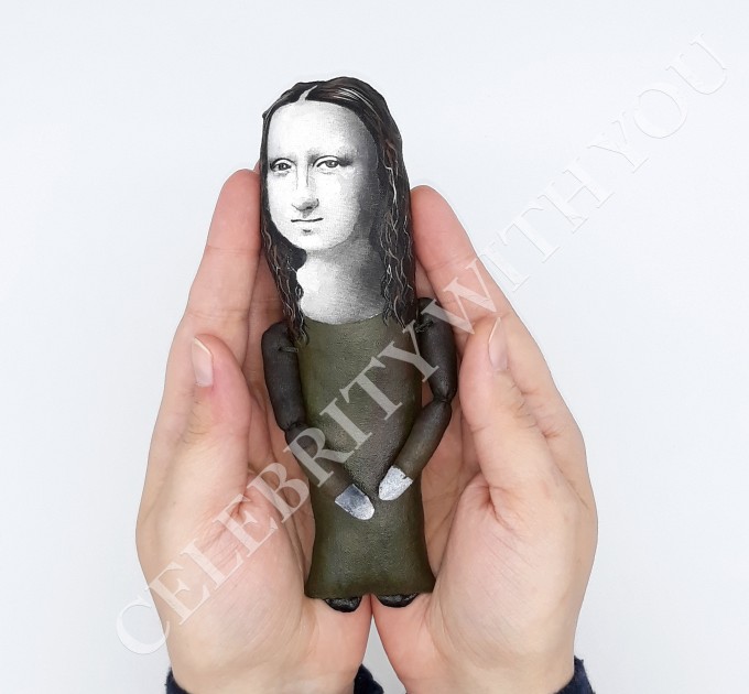 Mona Lisa La Gioconda Leonardo da Vinci - Art teacher birthday, Gift for painter, gift for decorator - Collectible Figure hand painted