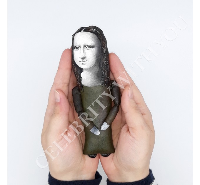 Mona Lisa La Gioconda Leonardo da Vinci - Art teacher birthday, Gift for painter, gift for decorator - Collectible Figure hand painted