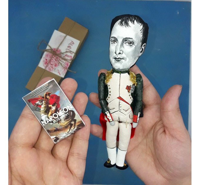 Napoleon Bonaparte French statesman figurine - History teacher gift