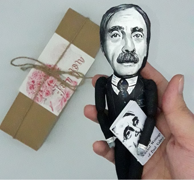 Paul Valéry French literary action figures 1:12 - poet, essayist, philosopher - a unique collection for smart people - Gifts for Readers & Writers - Collectible philosopher doll hand painted + Miniature Book