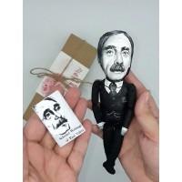 Paul Valéry figurine