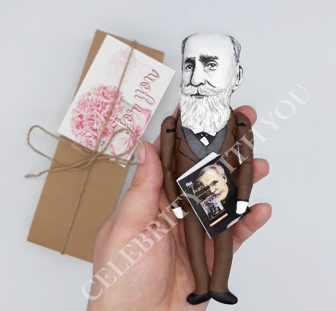 Pavlov famous Russian physiologist - Science teacher gift - Collectible doll + miniature book