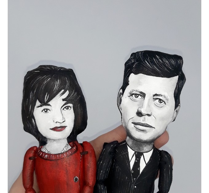 President John F. Kennedy and Jacqueline Kennedy dolls