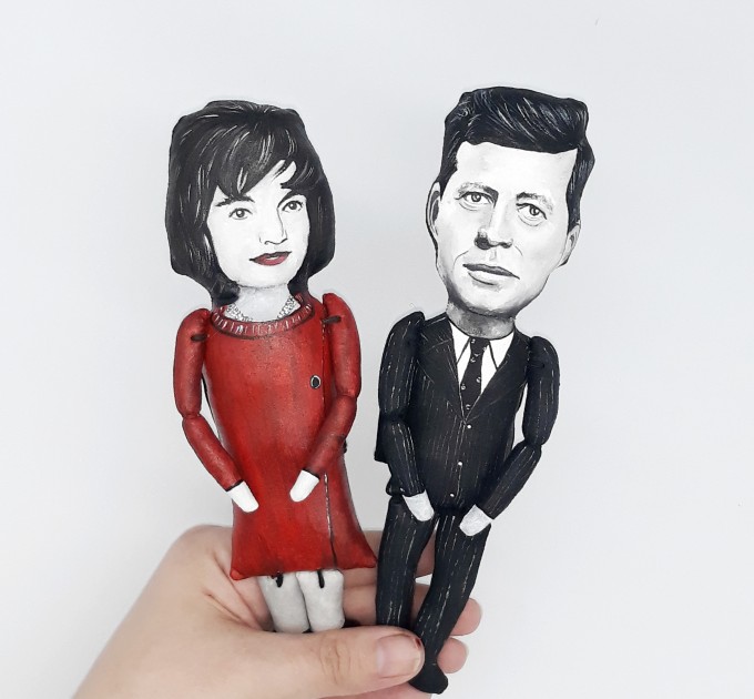 President John F. Kennedy and Jacqueline Kennedy dolls