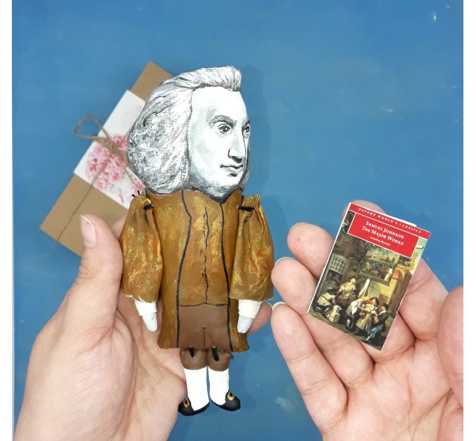 Samuel Johnson literary action figure 1:12, English writer, poet, playwright, essayist, moralist - Literary Gift for Readers, Bibliophile gift -  Collectible handmade finger puppet hand painted+ Miniature Book