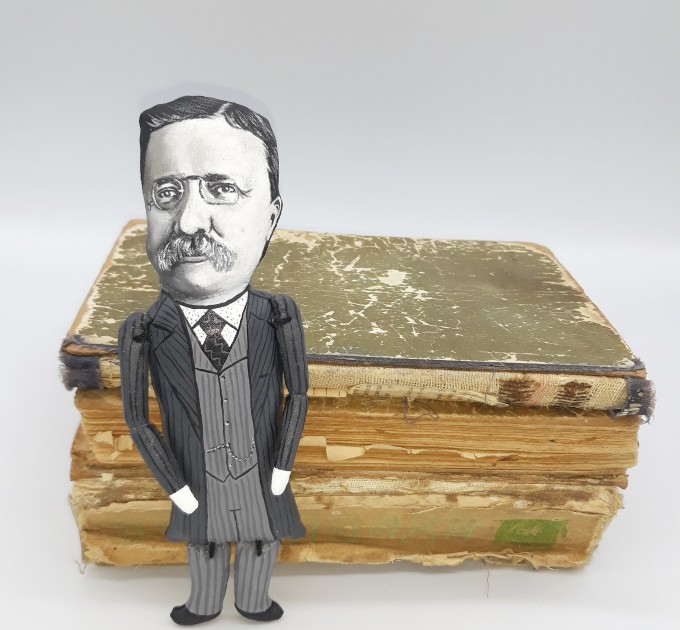 Theodore Roosevelt us president figurine, statesman, 26th president US, Republican politician - history teacher gift - Gift for Republican - Collectible miniature doll hand painted 