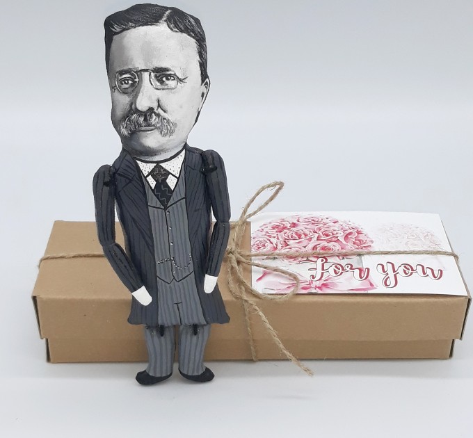 Theodore Roosevelt us president figurine, statesman, 26th president US, Republican politician - history teacher gift - Gift for Republican - Collectible miniature doll hand painted 