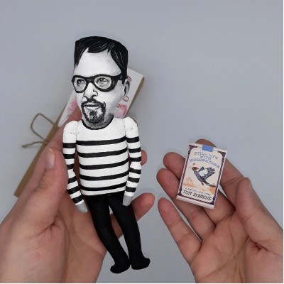 Tom Robbins figurine