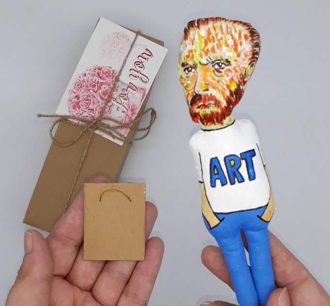 Vincent Van Gogh figurine