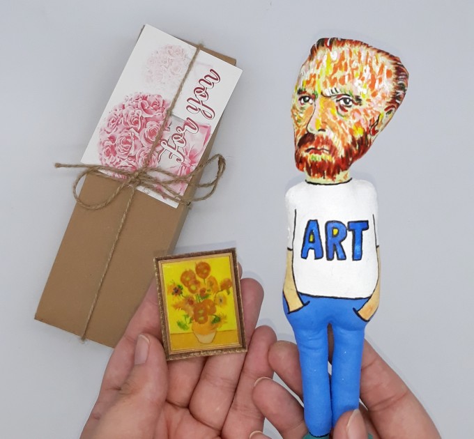 Vincent Van Gogh figurine