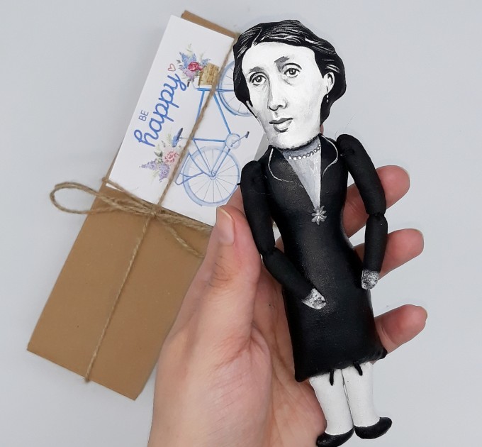 Virginia Woolf women feminist, author Mrs Dalloway - Bookworm gift - book shelf decoration - cloth doll hand painted + Miniature Book