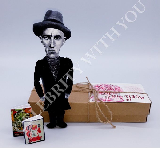 Vladimir Mayakovsky figurine, Russian and Soviet poet - Bookworm gift - book shelf decor - Collectible doll + mini books