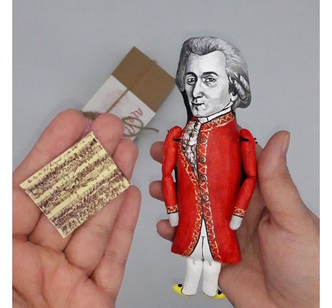 Wolfgang Mozart composers action figure 1:12 - Classic music fans gift, a unique collection for smart people - Collectible composer finger puppet hand painted