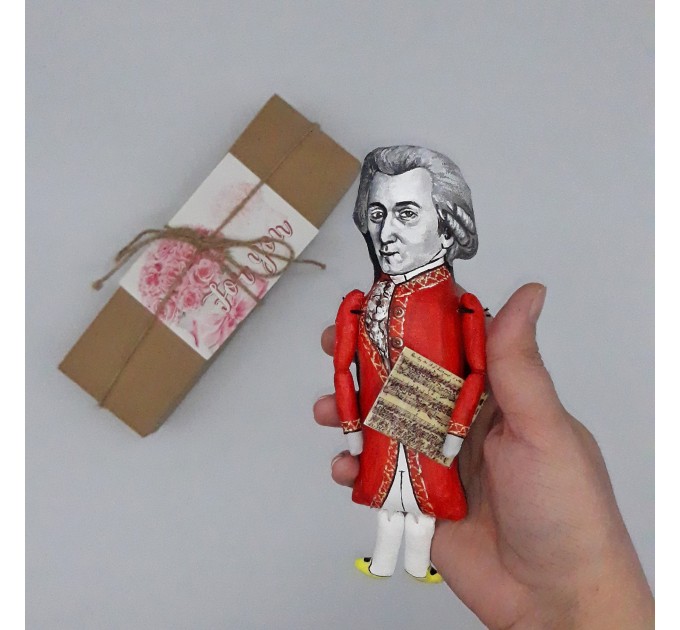 Wolfgang Mozart composers action figure 1:12 - Classic music fans gift, a unique collection for smart people - Collectible composer finger puppet hand painted